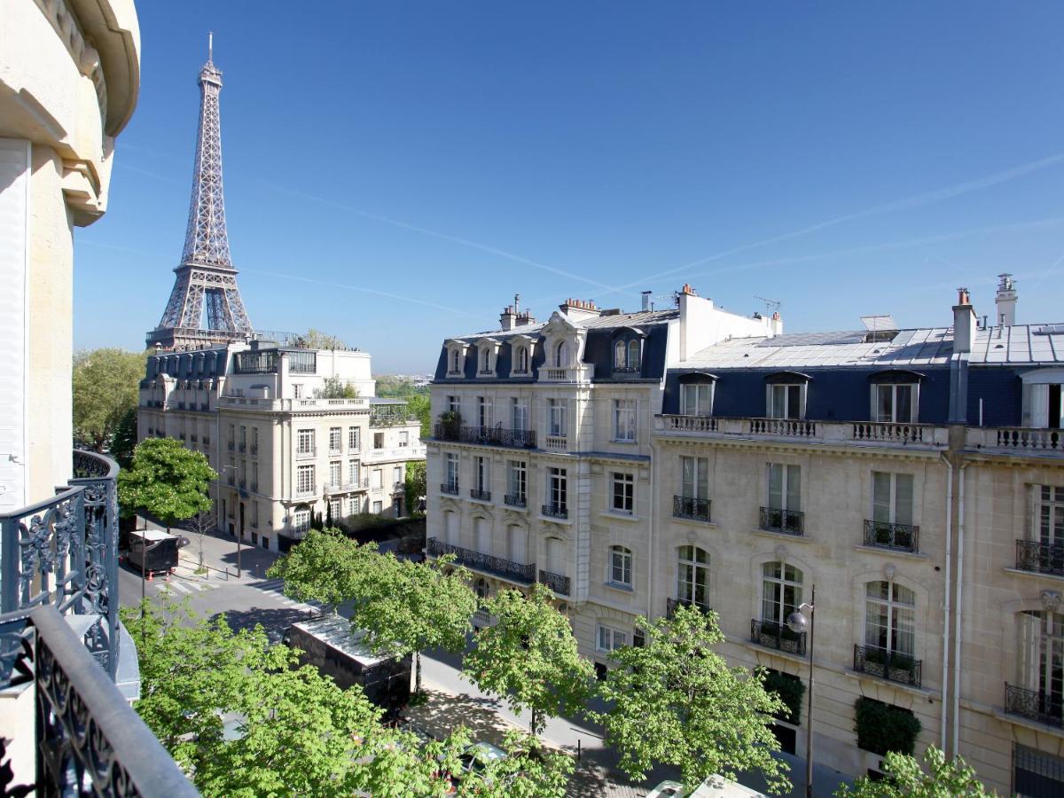 Outstanding 2 Bedrooms With A Terrific Eiffel Tower View Párizs Kültér fotó