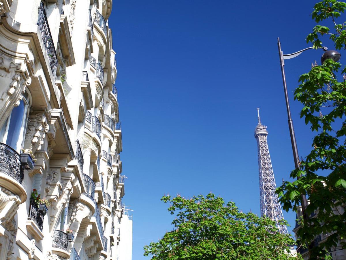 Outstanding 2 Bedrooms With A Terrific Eiffel Tower View Párizs Kültér fotó